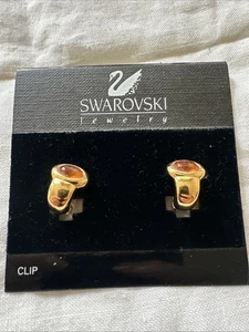 SWAROVSKI Signed Rectangular Topaz Gold Tone Clip On Earrings - Picture 1 of 4