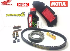 KIT TAGLIANDO HONDA SH 150 2006 2007 2008 OLIO CANDELA CINGHIA PASTIGLIE GANASCE - Foto 1 di 1