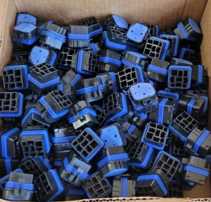 Aptiv Delphi - 4cct Metri-Pack 630, Weatherproof Connectors 12065686 QTY 190 - Picture 1 of 5