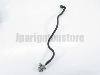 Оригинальный топливный амортизатор Nissan 22675-EV10B (справа, S30 350Z) 2007–2009 - Изображение 1 из 4