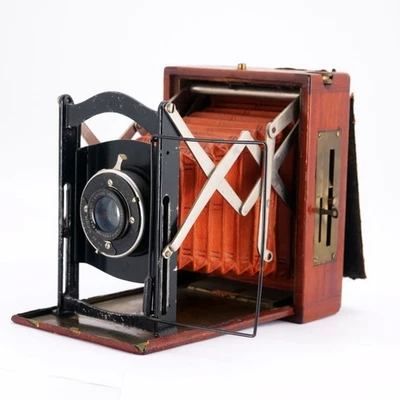 9 x 6.5 cm camera (Contessa Nettel Sonnet Tropical ? Tiranty le Gnome ?) - Photo 1/4