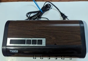 Vintage Imperial By Superscope AM / FM Clock Radio CR-104, Pre-Owned, TESTED - Picture 1 of 4