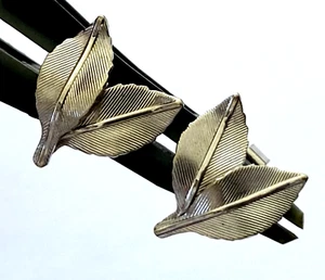 14K White Solid Gold Ladies Or Child Double Leaf Post Pierced Stud Earrings - Picture 1 of 15