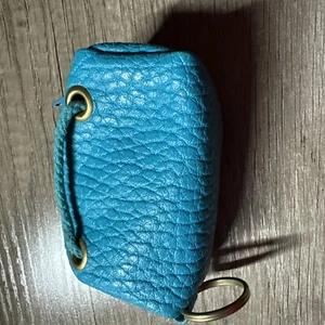 Blue handbag keychain - Picture 1 of 3