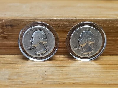 (2) Washington Quarter Dollar Coins 25c 1944, 1946  Silver Coin. - Image 1 of 3