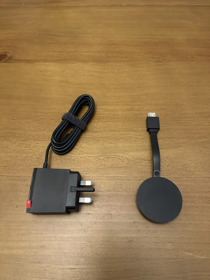 Google Chromecast Ultra 4K HDR Streaming Device with Ethernet Power Plug NEW ✅ - Image 1 of 4