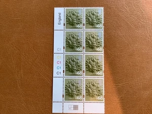 GB QEII 68p England. Cylinder block of 8. C1. Phos C1 - Picture 1 of 1