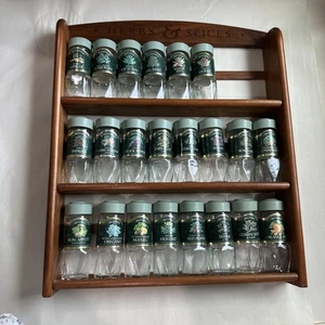 Vintage Mccormick Glass Bottles Wooden Spice Rack Sage Green Lids 1970 - Picture 1 of 15
