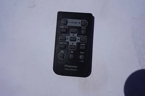 PIONEER RADIO REMOTE CONTROL N220 - Picture 1 of 6