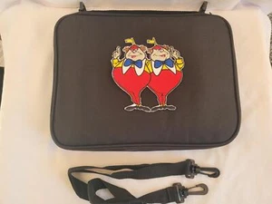 NEW Embroidery Alice Wonderland Tweedle Dee Dum Pin Book Disney Pin Collections - Picture 1 of 10