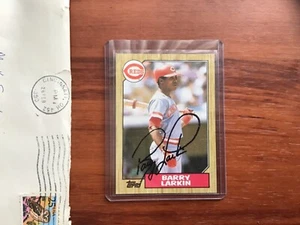HOF BARRY LARKIN AUTOGRAPHED 1987 TOPPS ROOKIE-#648 w/Postmarked Envelope! - Picture 1 of 2