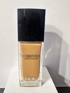Dior Forever Skin Glow 24H Wear Radiant Foundation Shade 4.5N ~ SPF15 (exp04/26) - Picture 1 of 3