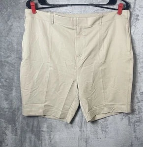 32 Degrees Cool Mens Size 20 Beige / Tan Shorts  90% polyester - Picture 1 of 7