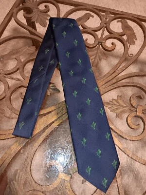 Corbata de esquina de colección Robert Talbott para gansos verde marino  Foto 1 de 4