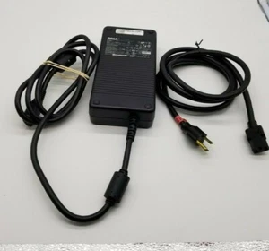Dell DA-2 Netzteil Optiplex D220P-01 12 V 18 A 216 W 8 gepinter Stecker ADP-220AB - Bild 1 von 2