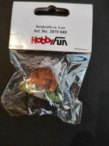 Berghütte, ca. 4cm, Polyresinfigur Hobbyfun - Bild 1 von 2
