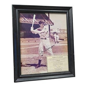 Joe DiMaggio Signed 8 x 10 Photo Autograph W/COA New York Yankees - Picture 1 of 11