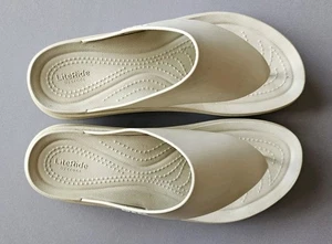 Crocs Sandals Size 8 Cream Tam LiteRide Brooklyn Platform Chunky Waterproof - Picture 1 of 6