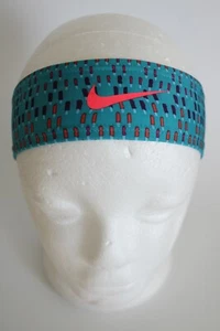 Nike Modern Graphic Headband Turbo Green/Laser Crimson Youth OSFM - Picture 1 of 7