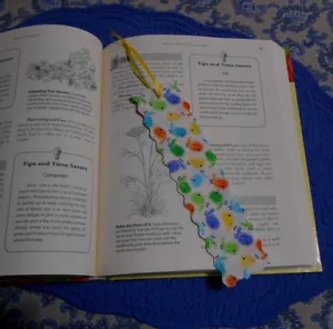 Bookmark CHICKENS or EASTER Fabric or Cloth Handmade White with Yellow Ribbon - Picture 1 of 4