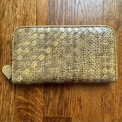 ⚡️Cartera de cuero Bottega Veneta marrón/amarillo de piel de serpiente con cremallera alrededor Foto 1 de 4