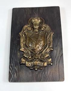 Vintage Wall Hanging Plaque Decor Coat Of Armor Medieval Knight Helmet Crosses - Picture 1 of 7