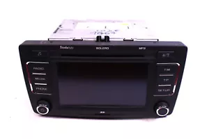 Autoradio Skoda Bolero Octavia 1Z Mid BVX 1Z 1Z0035156 F MP3 + Code *CD defekt - Bild 1 von 2
