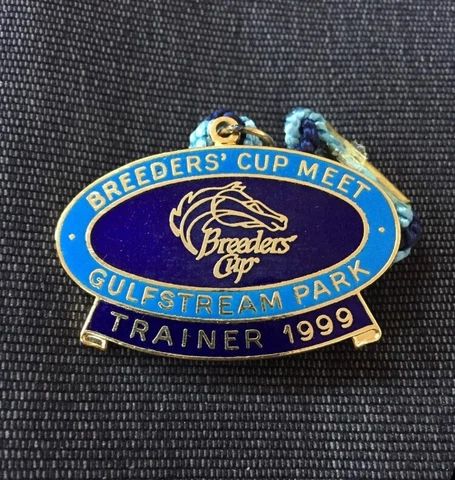 Breeders Cup Gulfstream Park 1999 Lapel Pin Badge Trainer Bracelet Horse Racing Cover