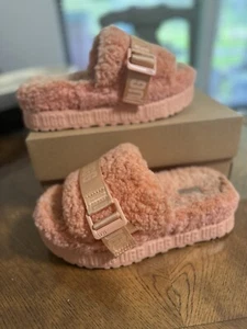 Size 6 -UGG Fluffita Beverly Rose Pink Sherpa Fur Slipper Sandal Slides (O8) - Picture 1 of 8