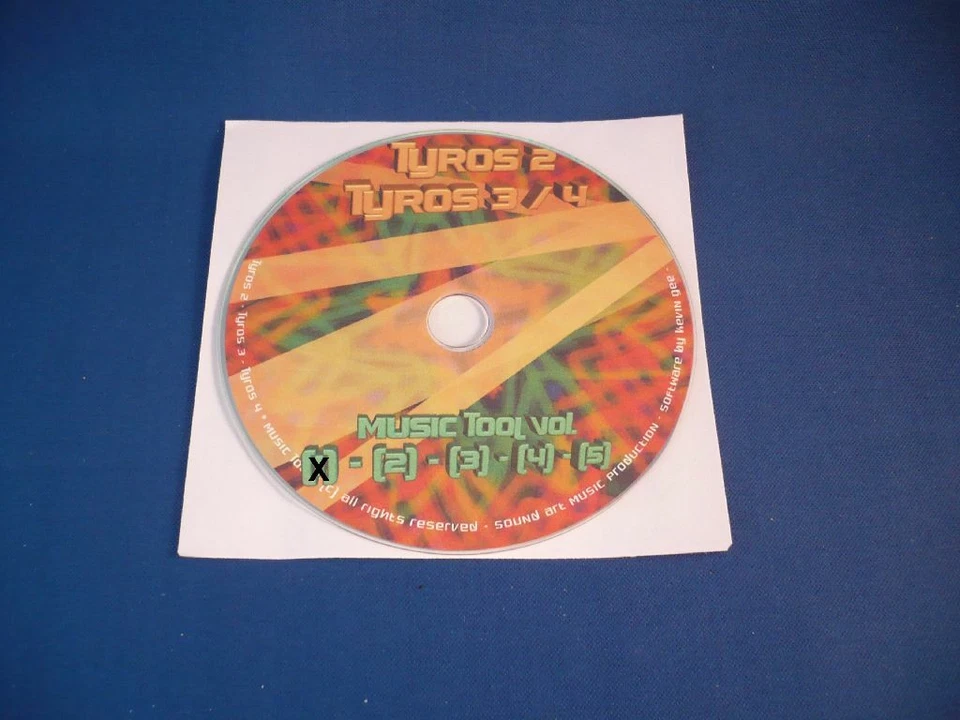 YAMAHA TYROS2+TYROS3+TYROS4 - OUTIL MUSICAL Vol. 1 CD ROM - 1 0 0 INSCRIPTIONS+. - Photo 1/1