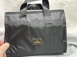 JM New York Men/Women Black Makeup/Toiletry/Jewelry Bag One Size EUC - Picture 1 of 14