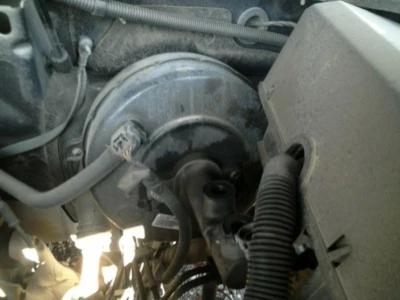 Chevrolet Tahoe 2012-2014 potenciador de freno OEM Foto 1 de 4