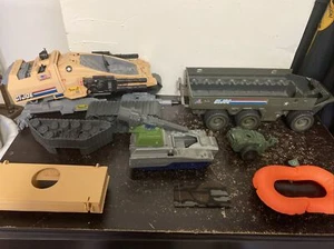 Lotto giocattoli vintage GI Joe anni 80 Hasbro incompleti guarda tutte le foto - Foto 1 di 24