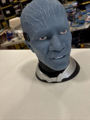 Figura Marvel The Amazing Spider-Man 2 Rise Of Electro Cabeza Iluminada 3D HSH Foto 1 de 3