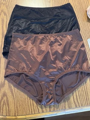 Vassarette 内裤 3 双 - 2 黑色 1 棕色尼龙混纺 3XL 全新 — 第 1/4 张图片