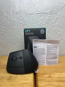 Logitech Lift Vertical Ergonomic Mouse 2.4GHz Wireless Bluetooth (Graphite) LEFT - Afbeelding 1 van 7