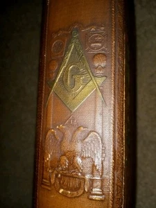 Antique " History Of Freemasonry" - Picture 1 of 23