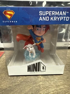 Estatua Superman y Crypto - Superman: Legacy - Minico Foto 1 de 2