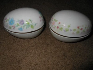 2 PORCELAIN EGG TRINKET BOXES WITH FLOWERS EASTER VINTAGE - Picture 1 of 12