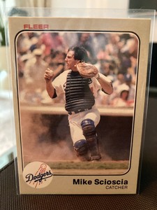 1983 Fleer Mike Scioscia - Nice Card - Baseball Card