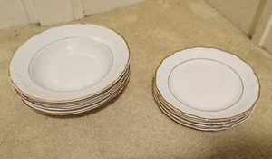 Wawel Fine China 4 6.75" Plates & 4 8" Bowls - White Gold Trim Made In Poland - Bild 1 von 4