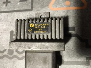 módulo de relé para bujías de precalentamiento Renault 7700115078 - Imagen 1 de 5