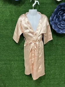 DB Studio Pink Flower Girl Robe Size Medium - Picture 1 of 5