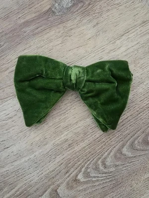 Pajarita de terciopelo verde vintage de los años 60 70 para hombre con clip en extremos puntiagudos real Foto 1 de 4
