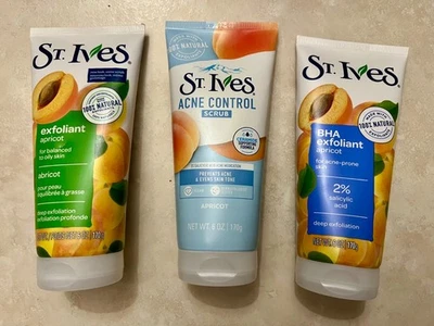 St. Ives 100% Natural Acne Control Face Scrub and Exfoliant Treatments - Bundle - Image 1 of 2