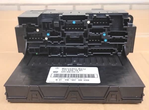 Mercedes Benz Genuine SLK R171 Front SAM Module Relay Fuse Box 1715451601 OEM - Picture 1 of 17