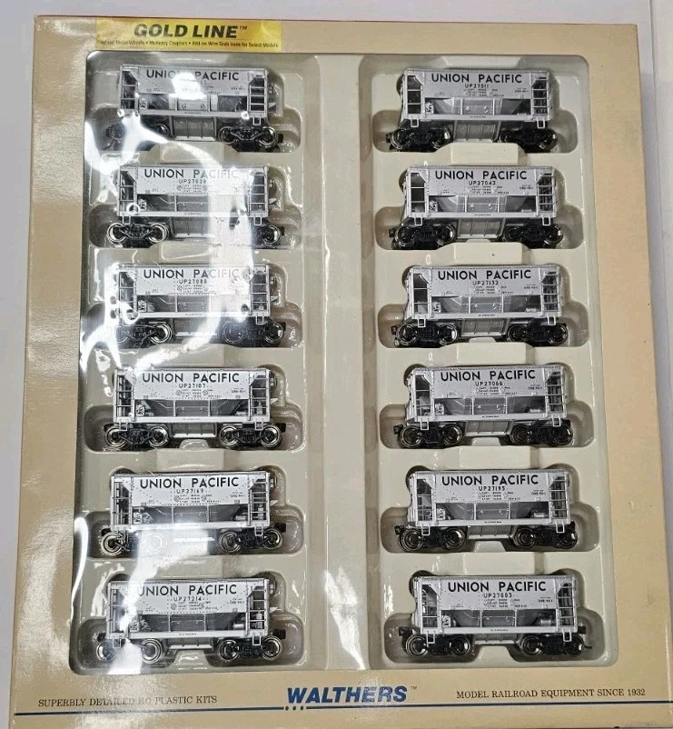 932-4473 Walthers Gold Line Union Pacific Ore Cars 12-Pack - Image 1 of 4