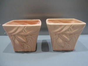 Vintage McCoy Pottery Set of 2 1950s Peach "Lily Bud” Mid Century A++ Vase Pot - Picture 1 of 5