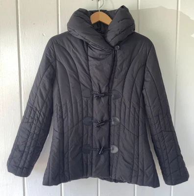 Chaqueta cápsula acolchada acolchada negra GRANDE para mujer White House Black Market Usada en Excelente Condición Foto 1 de 4