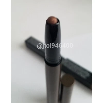 Mac Relaxed Shadestick Edición Limitada / Descontinuado Foto 1 de 4